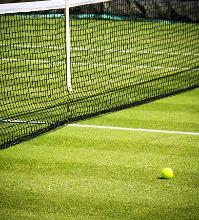 Quels gestes prolongent la durée de vie d’une construction court de tennis à Toulon ?