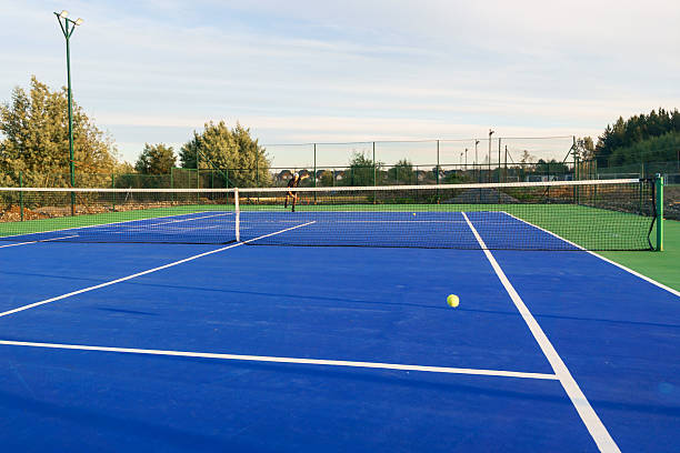 Une construction court de tennis à Toulon est-elle pertinente pour un usage occasionnel ?