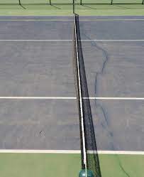 Quels délais prévoir pour une construction court de tennis Nice en milieu hôtelier ?